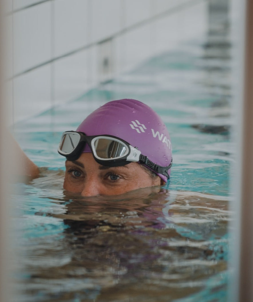 Watery Schwimmbrille fürs Training - Raven Active - Schwarz/rot 1.0