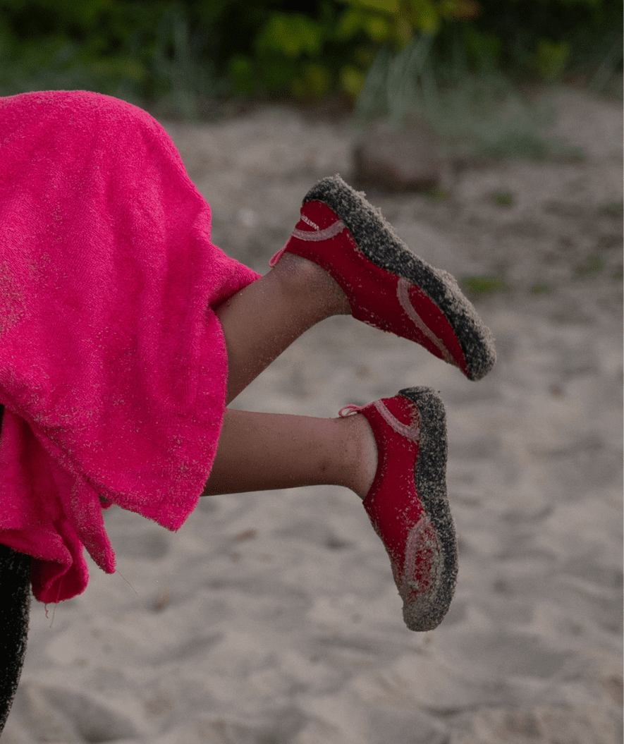 Watery Badeschuhe für Kinder - Rocky - Dunkelblau