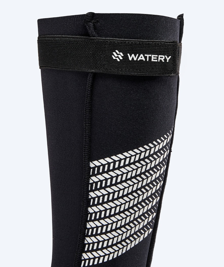 Watery Neoprenset - Calder Pro (2,5 - 4mm) - Schwarz