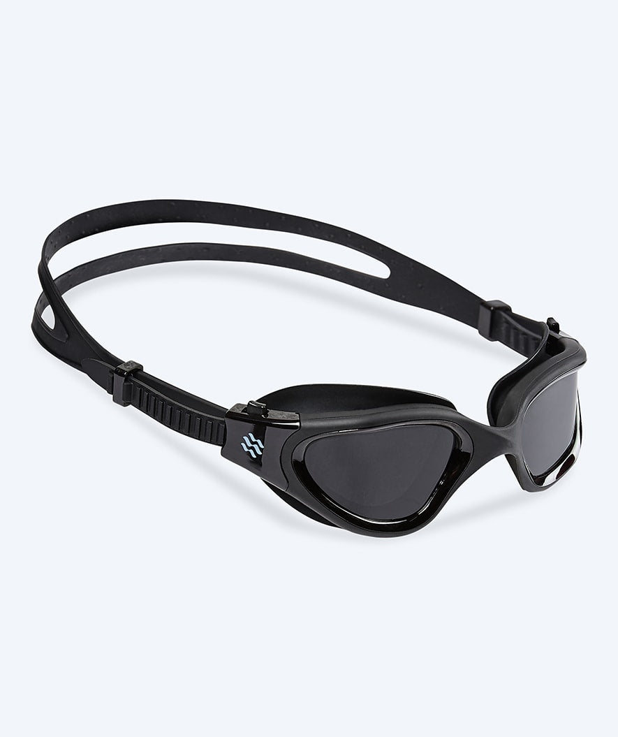 Watery Schwimmbrille fürs Training - Raven Active - Schwarz/smoke